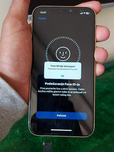 Računari, laptopovi i tableti: Apple iPhone XR– zlatna boja - Ekran 6.1" Super Retina XDR (OLED) — 1