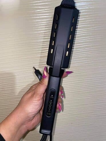 Višenamenski uređaji za kosu: Professional Hair Straightener
Pegla za kosu — 4