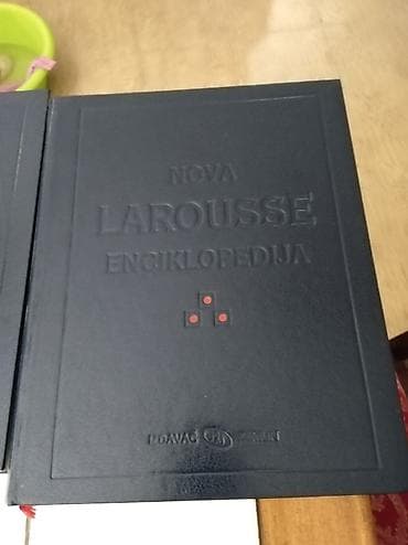 desktop racunari prodaja: Nova Larousse enciklopedija – više svezaka na srpskom jeziku. Luksuzna — 1