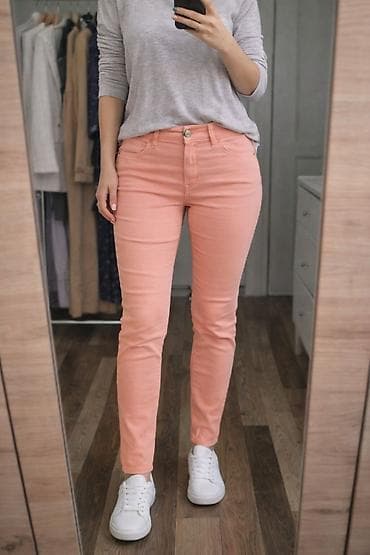 bodi s: Ženske pantalone – skinny kroj, breskva/koral roze boja - Model: uske — 1