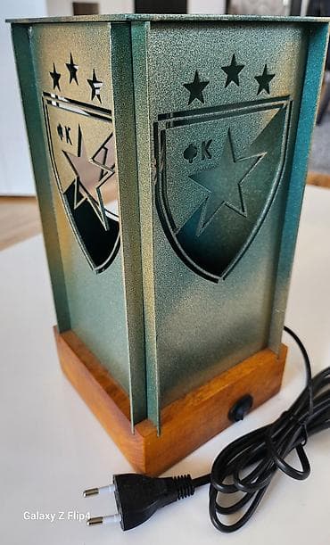 Sobne biljke: Dekorativna stona lampa – motiv “Делије Север” Crvena Zvezda - — 3