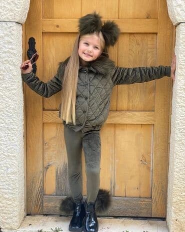 decije odelo: Toplo postavljene plišane trenerkice za devojčice u kompletu sa rajfom — 1