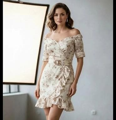 Elegantna letnja haljina sa cvetnim dezenom - Kroj: mini dužina na lalafo.rs Elegantna letnja haljina sa cvetnim dezenom - Kroj: mini dužina