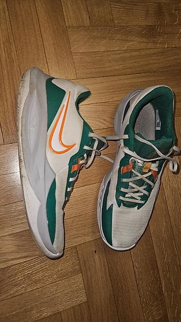 boost patike: Nike patike u broju 44. Dužina gazišta 28cm. Bez mane — 1