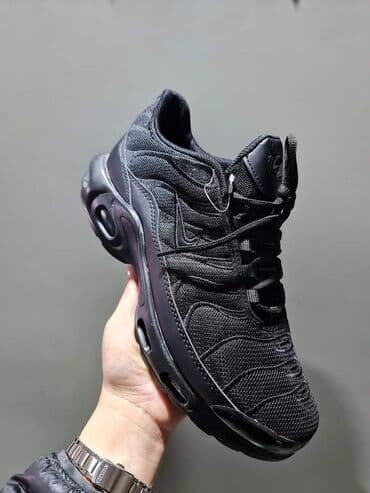 Patike, veličina - 44