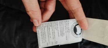 krzna za jakne: Canada Goose zimska parka, crna. - Model: klasična duga parka sa — 9