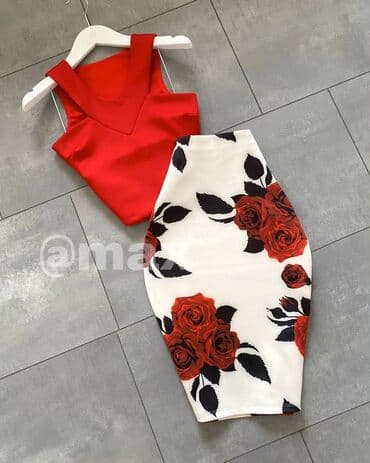 nike scuba: PONOVO DOSTUNI KOMPLETI New,,Floral Track’’Scuba SetVelicine:S M L — 2