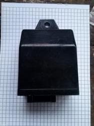 osigurac za instrument tablu: Automat zmigavaca lada niva,2107 riva,2105,2104 i starije. Ocuvano — 1