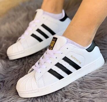 Brojevi 36-41
Cena 3500 din