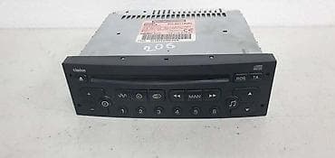 oprema za pecenjare: CD PLEJER MUZIKA ZA PEUGEOT 206 | CD Plejer Muzika Peugeot Pezo 206 — 1