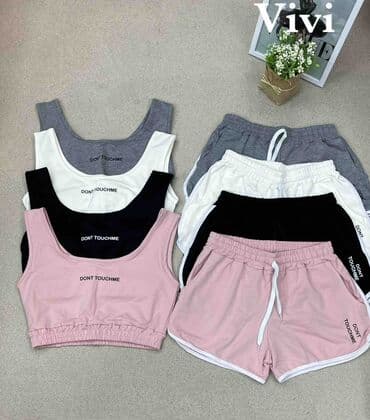 crveni komplet: Komplet: 2000 dinara — 2