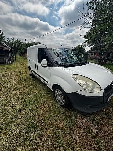 tesla feature 3.1 baterija: Fiat Doblo Benzin+metan. Karoserija i prostor za teret: - Zatvoreni — 2