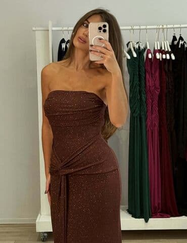 Stilski klub stolovi: 2700💋🌀
Li — 7