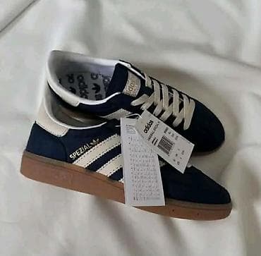 asics patike planeta: Adidas Spezial A klasa
Cena: 4300
Din
Brojevi: 36-40
PS✨ — 5