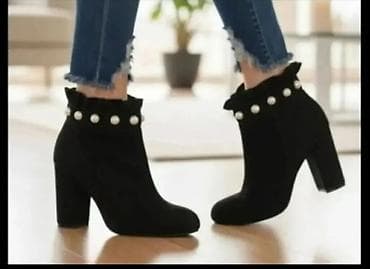 la force obuca: Elegantne ženske ankle čizme sa visokim blok potpeticama. Model u — 1