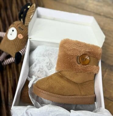 kozna obuca novi pazar: Nove čizmice Cena 2700 Vel. od 23 do 35 broja. P/022 poručivanje u — 9