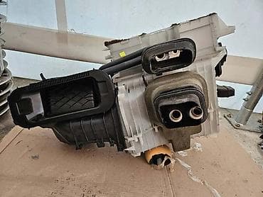 grejalice za auto: VENTILATOR 1.9 88KW KUCISTE ZA FIAT CROMA ZA 2010. GOD — 3