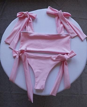 krem torbica: Dvodijelni ženski bikini u nežno ružičastoj boji. - Gornji deo — 2