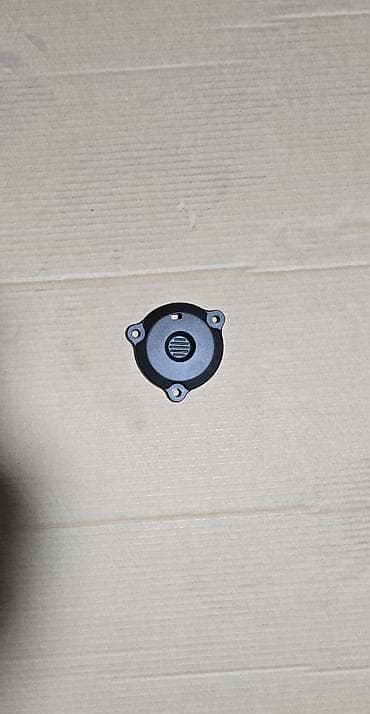 polovne gume 14 c: Novi delovi, cela izduvna grana sa auspuhom, katalizator — 2