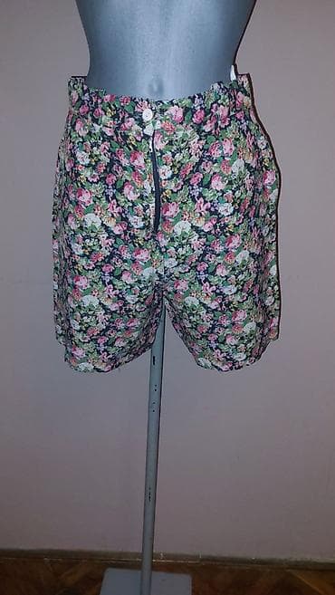 lanene zenske pantalone: CVETNE BERMUDE Bermude vintage style, visokog struka. 42% viskoza, 58% — 1