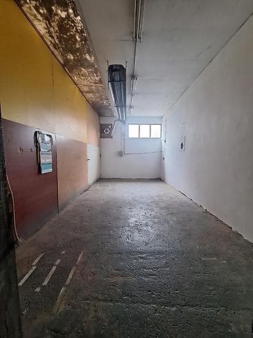 kancelarijski prostor izdavanje: Iznajmljujem magacinski i kancelarijski prostor - Zemun. Lokacija — 8