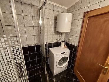 stanovi za izdavanje zlatibor: Izdajem stan u Krnjaci, garsonjera, 22 kvadrata. Nalazi se u prizemlju — 6