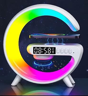 Antique Furniture: 4-u-1 noćna lampa sa bežičnim punjačem, zvučnikom i budilnikom - — 1