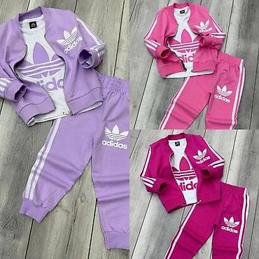 svileni kompleti: Dečiji trodelni sportski komplet (trenerka + majica + gornji deo na — 2