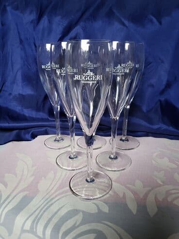 swarovski case za vino cena: Case nove duvano kristalno staklo za vino Italija 2004g. Case — 9
