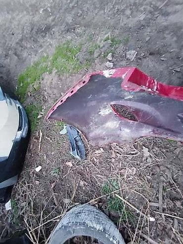 merac sare na gumama: BRANIK CRVENI ZA HYUNDAI I30 | Na slikama je samo prljav od stajanja — 5