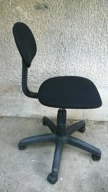 ikea cipelarnik crni: Daktilo stolica na podizanje,crni mebl stof,visina max. 49, min. 36 — 4