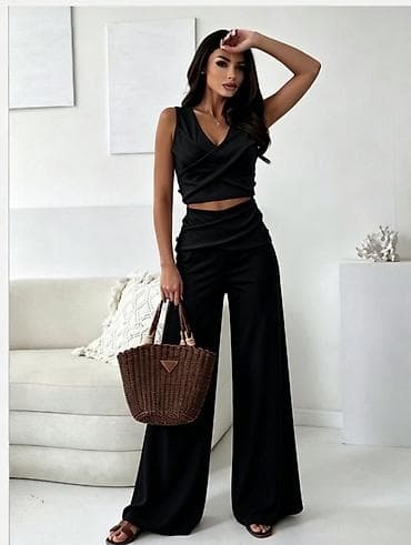 Kompleti: Top ženski komplet – top i široke pantalone
2800 din — 3