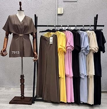 04. Kompleti Uvoz Turska Veličine : 36.38.40.42 Cena : 5.800 dinara