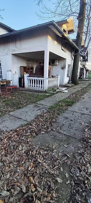 goglasi prodaja kuća kula: Kuća sa dvorištem i tremom - Samostalna kuća sa prizemljem i — 3