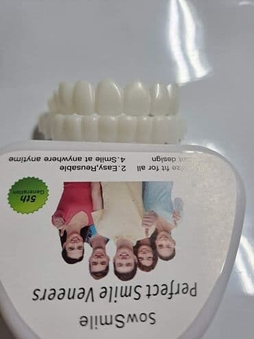 šminke za devojčice: Snap on Smile navlake za zube
Cena:2100din/par — 1