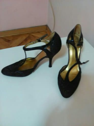 ženske čizme za zimu: Sandals, Guess, 40.5 — 1
