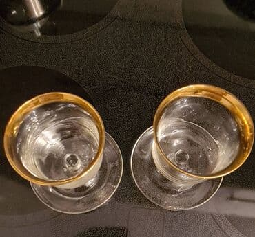 Čaše: Dve prelepe staklene čaše za sladoled u stilu alt dojč. tanko — 5