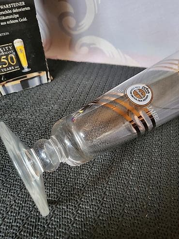 case rosa: Casa nova Warsteiner kolekcionarska za pivo 2003 godina. Warsteiner — 7