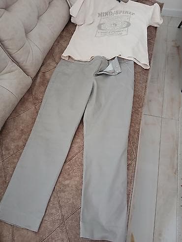 Pantalone, Farmerke, Šortsevi: - Klasčan, ravan kroj sa punom dužinom nogavica - Visina struka — 1