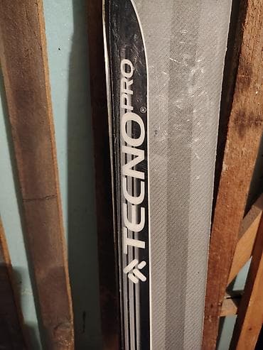 Ostali zimski sportovi: Alpske skije i pancerice – set - Skije: TECNO Pro, s integralnim — 1