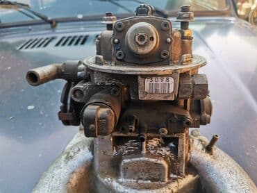 membrana pumpe za gorivo yugo: Karburator sa usisnom granom Lada 21213 Niva mono point. Polovno — 10
