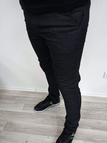 Cena 2990 dinara
Top kvalitet
Brojevi 29 36 38 40 42 na lalafo.rs Cena 2990 dinara
Top kvalitet
Brojevi 29 36 38 40 42