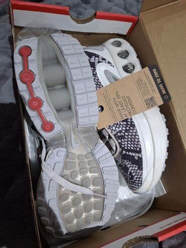 replay is more patike: Nike, 39, color - Multicolored — 2