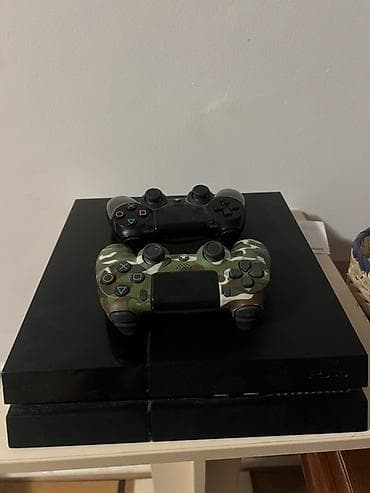 gossip girl online: Sony PlayStation 4 (originalna verzija, “fat”) Playstation 4 sa 12 — 1