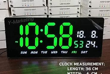 Digitalni sat 2700 din Sat moze biti: - ZIDNI - STONI Napajanje /