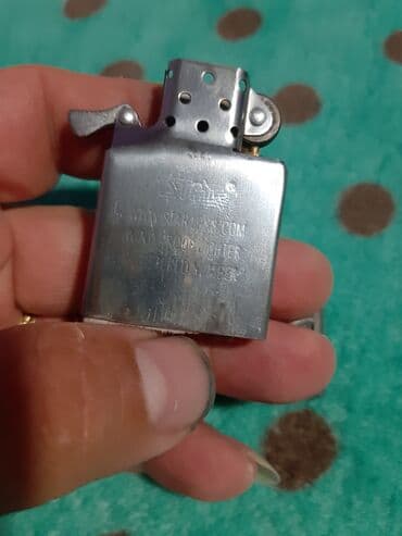 guess torbe na snizenju: Zippo lighter, Used — 5