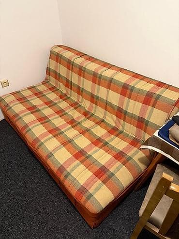 Desks and tables: Trosed/sofa na razvlačenje sa kariranom presvlakom - Kompaktan trosed — 4