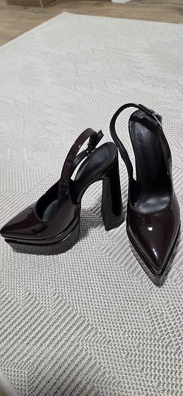 cloud 9 cipele: Potpuno nove,br.39 Lakirane ženske cipele na platformu sa otvorenom — 2