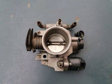 gasni amortizeri dimenzije: Klapna gasa Lada 21214 Niva 1.7i. Polovno, ocuvano. Skinuto sa — 1