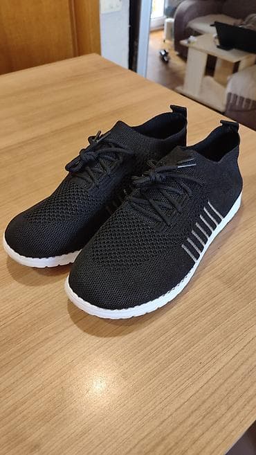 borbene patike: Crne lagane patike – broj 41 - Gornjište: prozračna pletena mrežica — 5